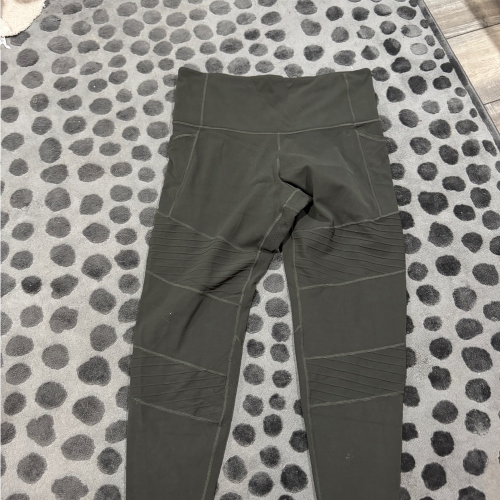 Athleta Inclination Moto Tight Leggings
